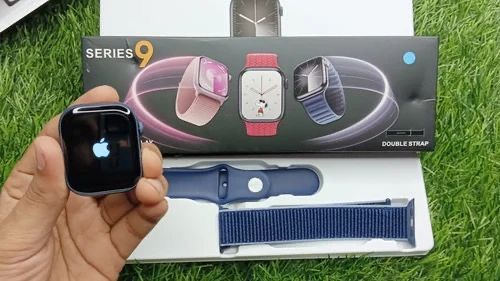 Apple Watch Series 9 45 mm Aluminium Argent et 2 Bracelet sport